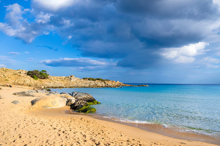 Full Day Tour to Qatar North And West With Pickup From Doha steptodown.com280171